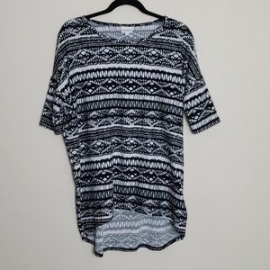Lularoe black and white Irma